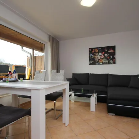 Holiday home Reihenhaus Im Natur- Und Am Gross Labenzer See,